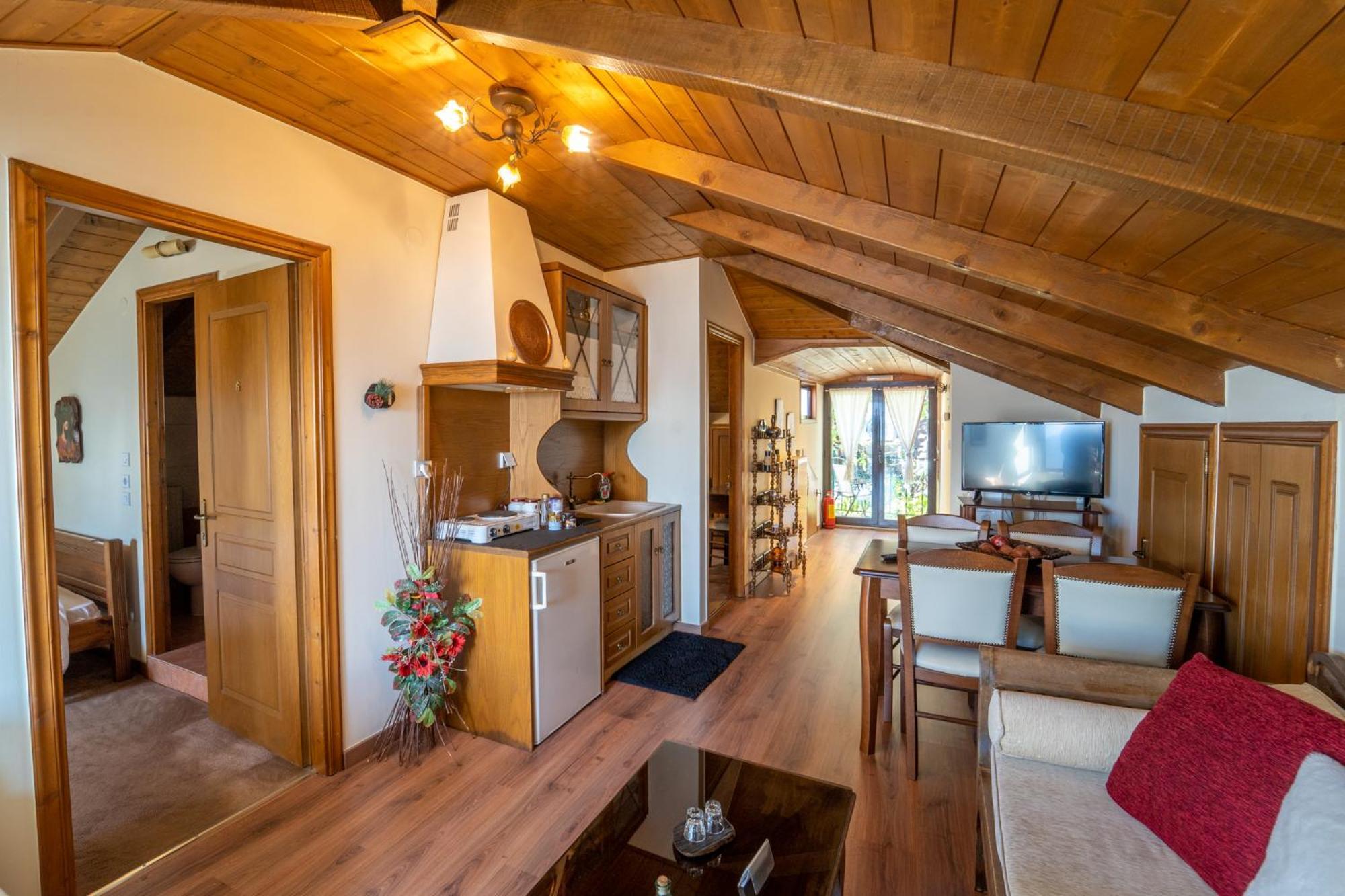Semeli Guesthouse Karpenísion Екстериор снимка