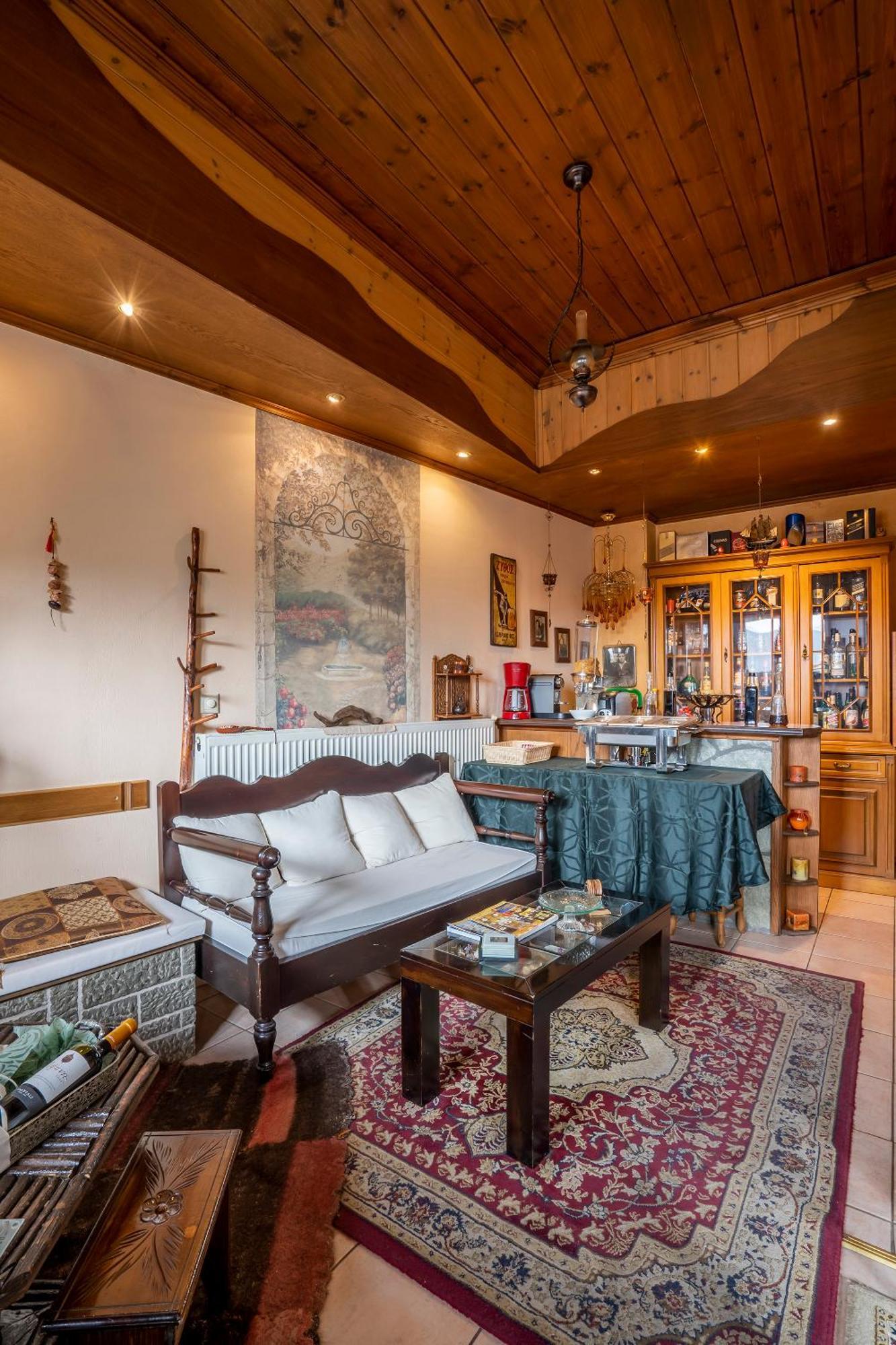 Semeli Guesthouse Karpenísion Екстериор снимка